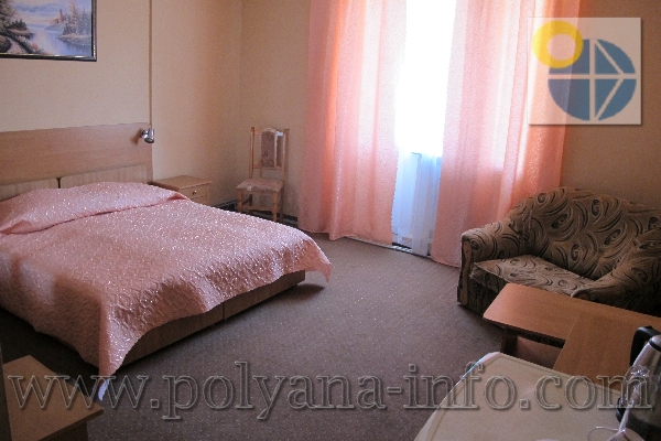 Готель Закарпаття