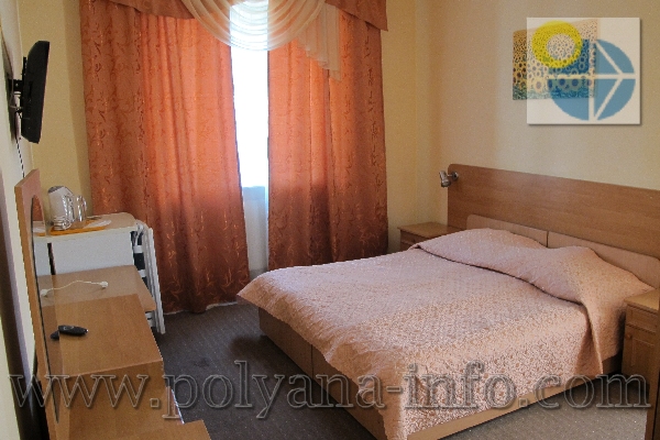 Готель Закарпаття