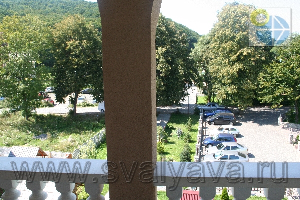 Готель Славутич-Закарпаття