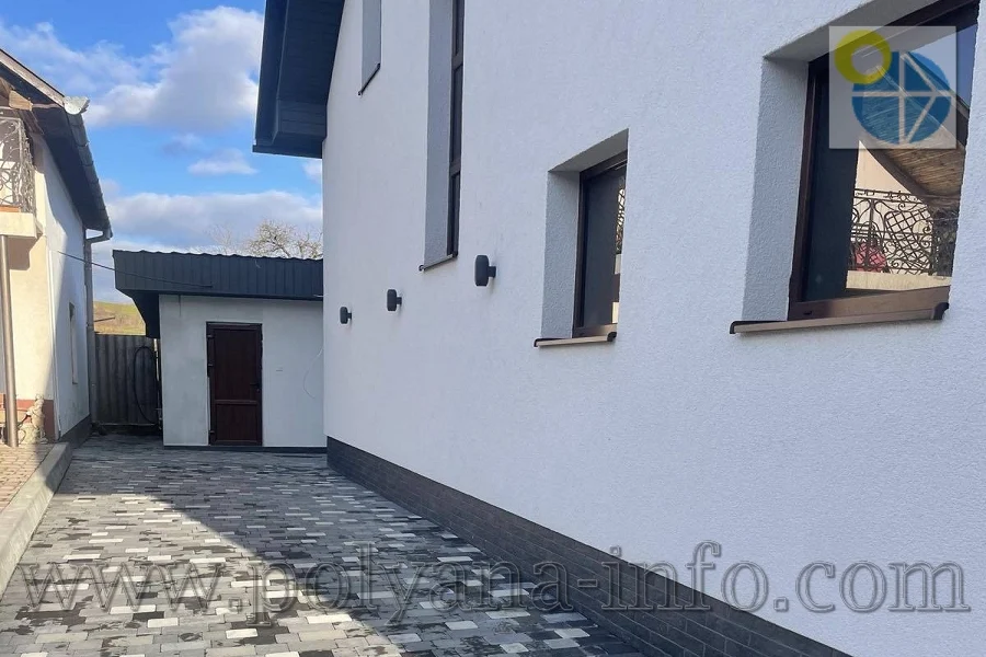 Солочин.Садиба У Світлани