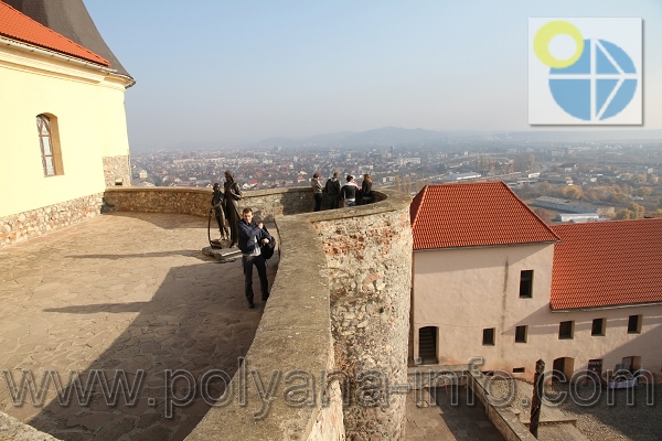 Мукачівський замок фото