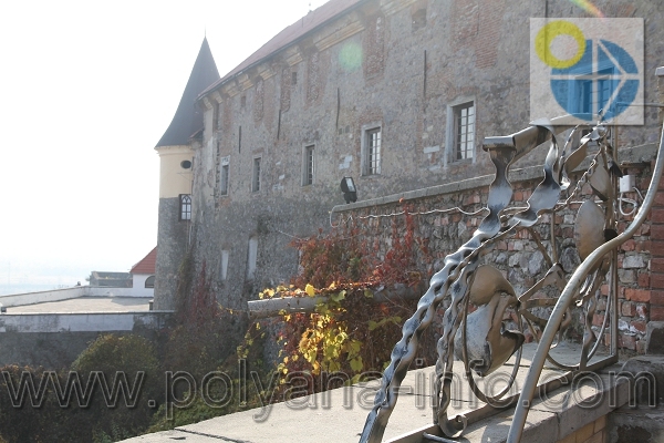 Мукачівський замок фото