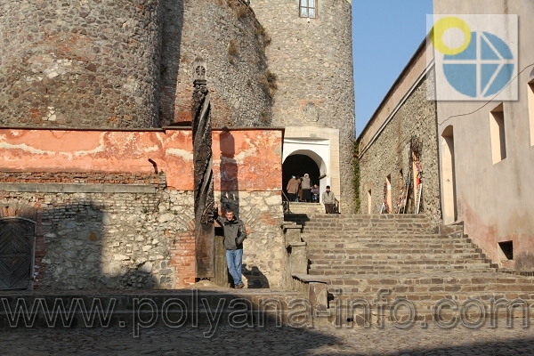 Мукачівський замок фото